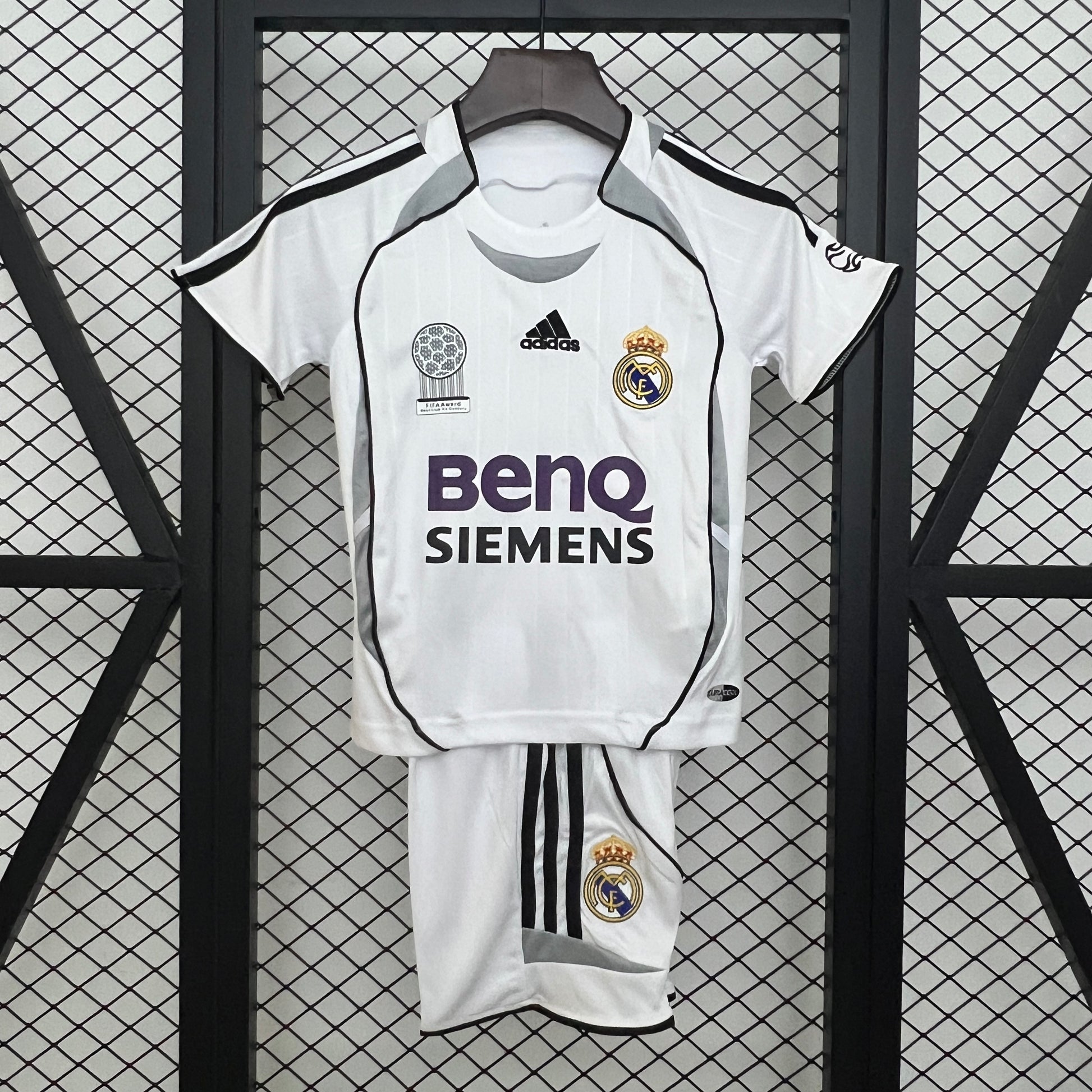 kids Real Madrid 06-07 Home detail
