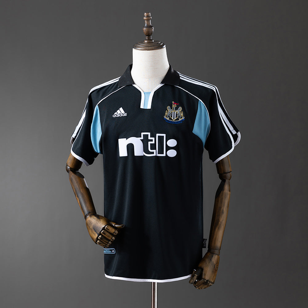 Newcastle United 2000-01 Away Retro Shirt detail