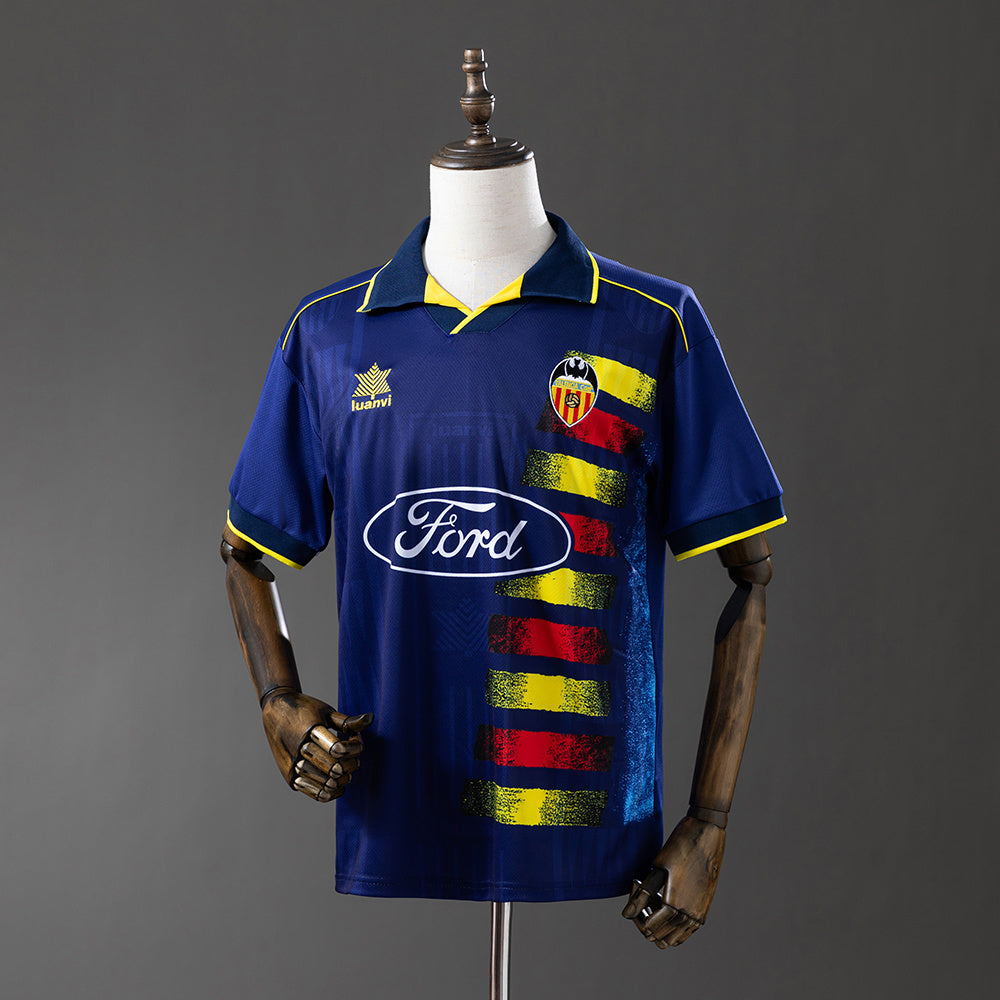 Retro Valencia 96-97 Away detail