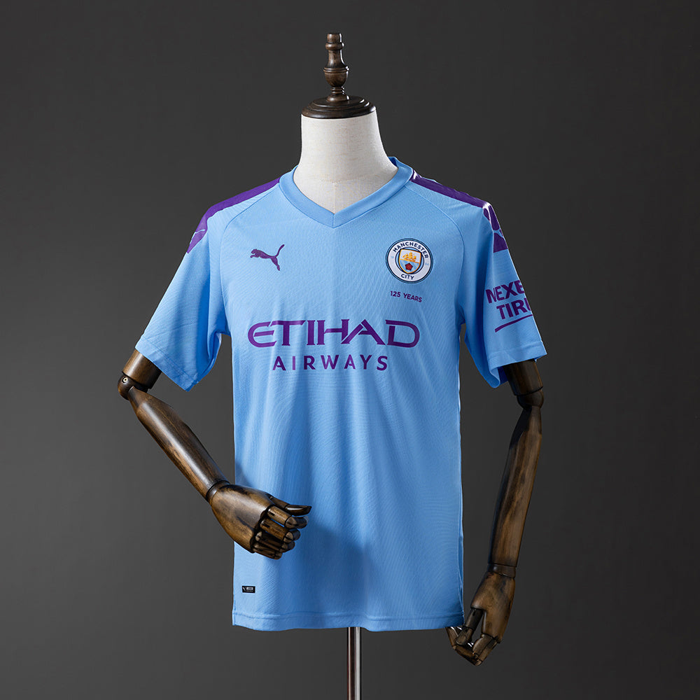 Retro Manchester City 19-20 Home detail