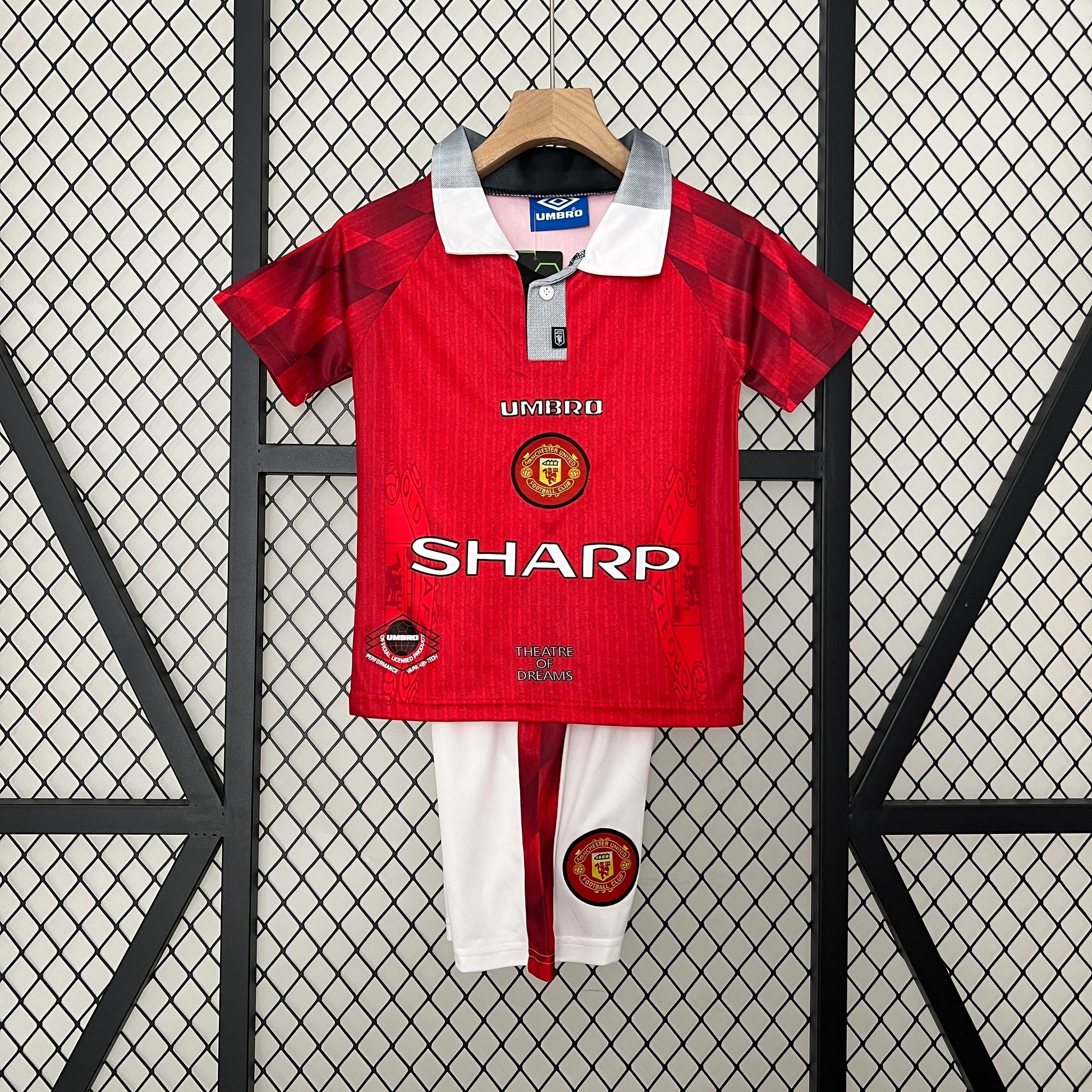 kids M-U 96-97 home detail