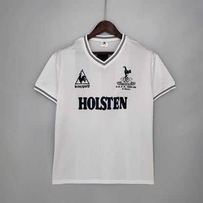 Retro 83-84 Tottenham home detail