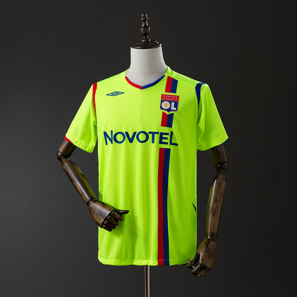 Olympique lyonnais 08-09 Away Retro Jersey detail