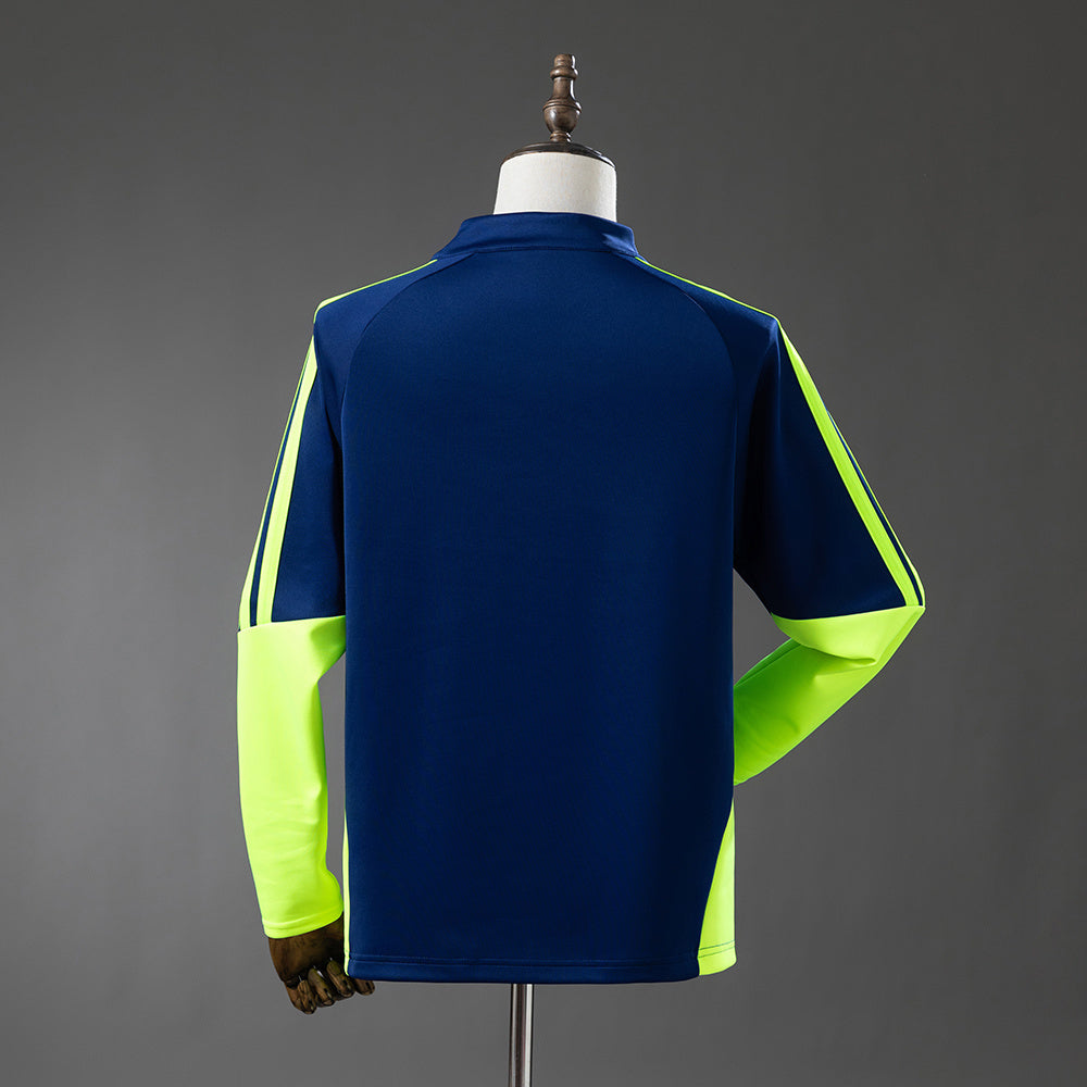 Scotland 2026 Training Top Navy Blue & Fluorescent Green detail