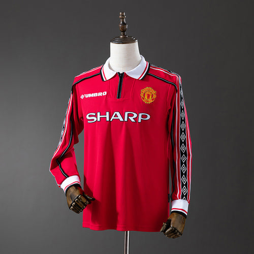 Retro long-sleeved 98-99 M-U home detail