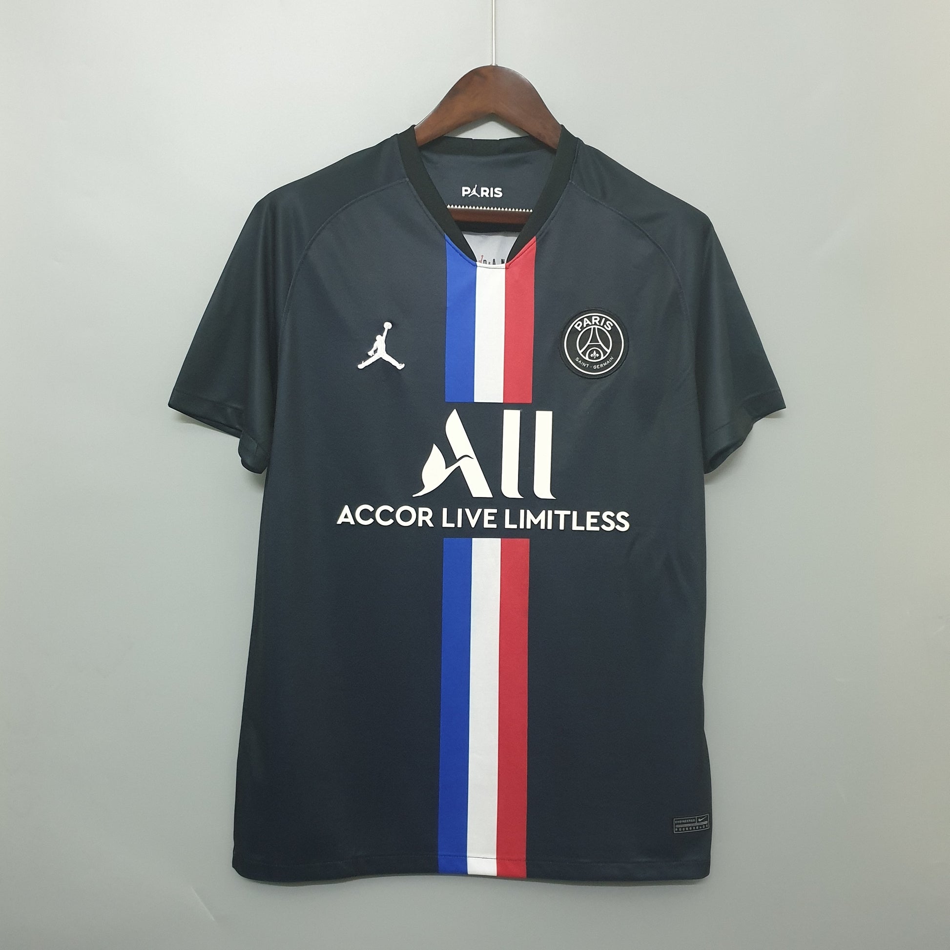 Retro 19-20 PSG 4 Away detail