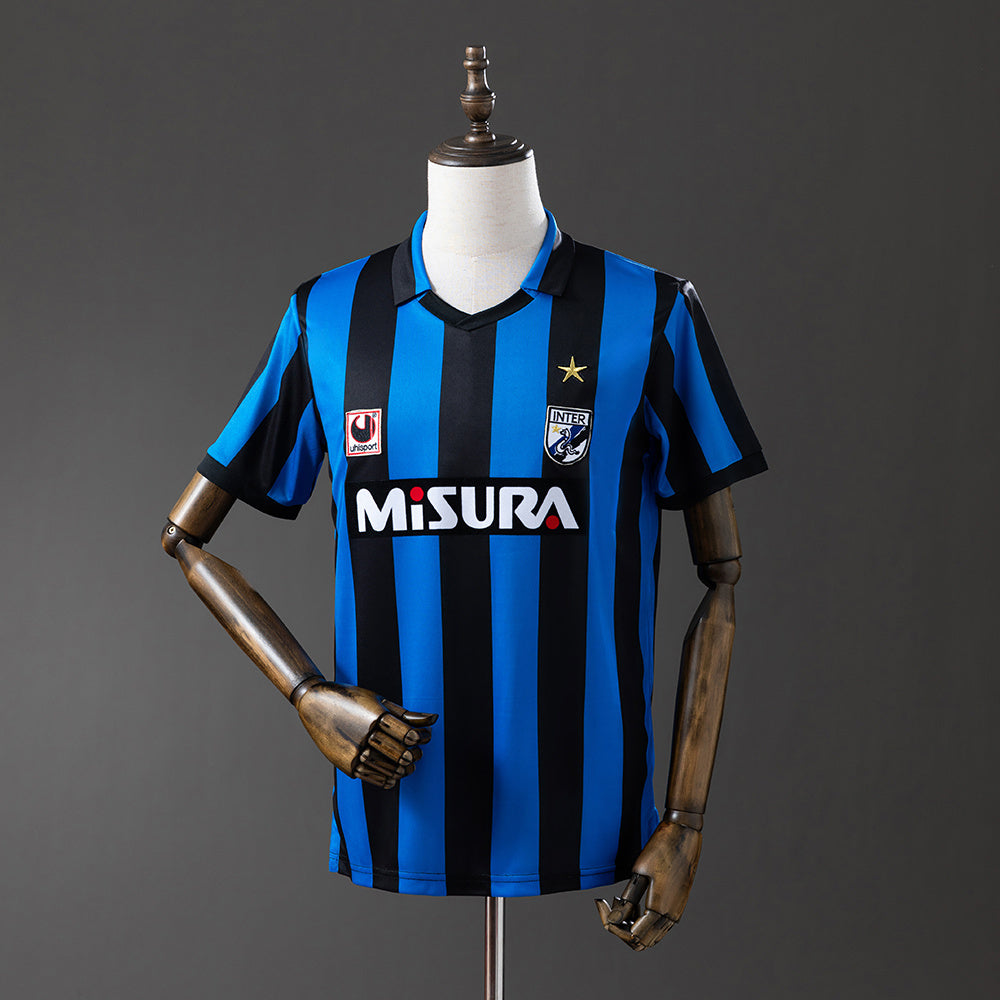 Retro 88-90 Inter Milan home detail