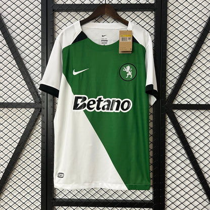 Sporting CP 24-25 Stromp Jersey detail