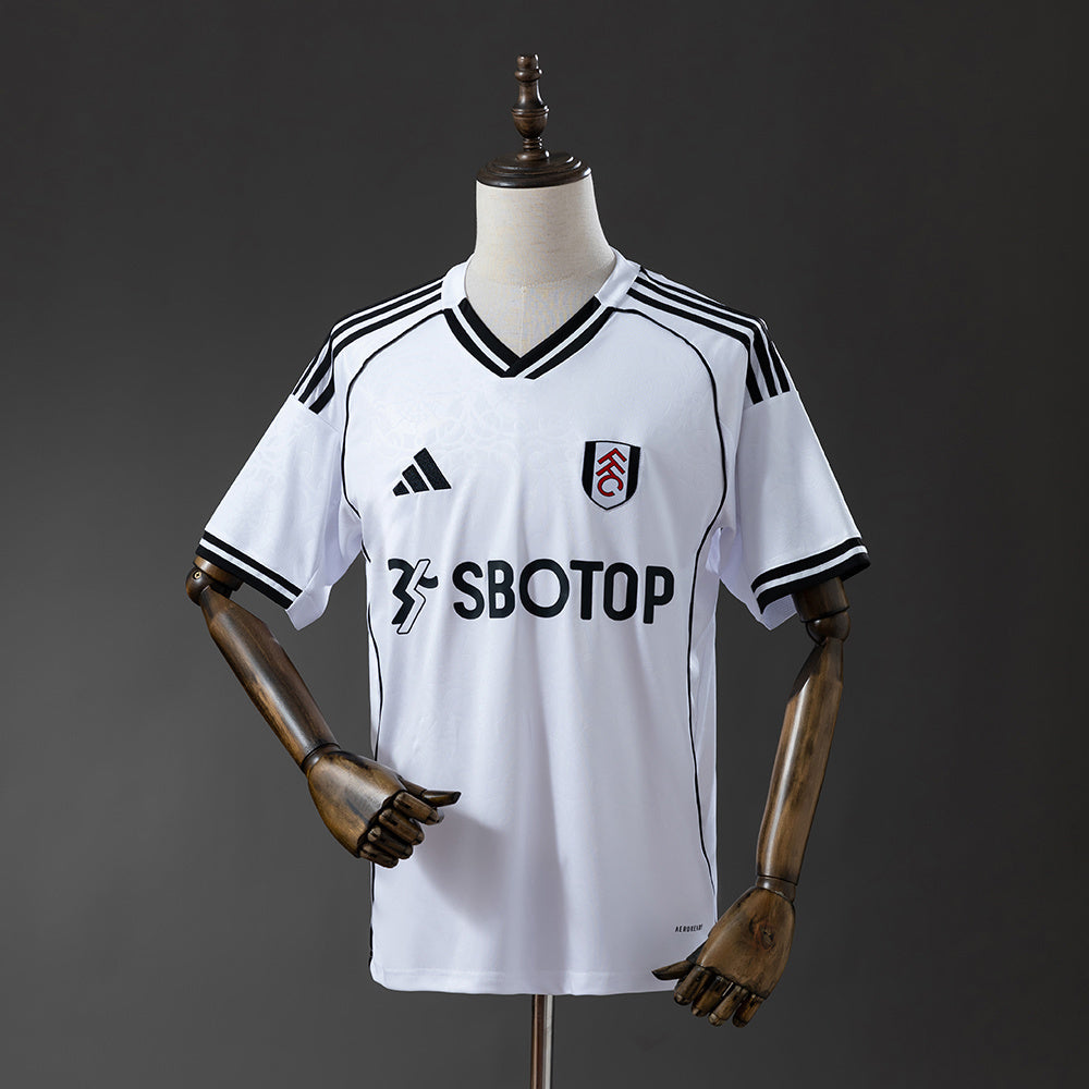25-26 Fulham Home detail
