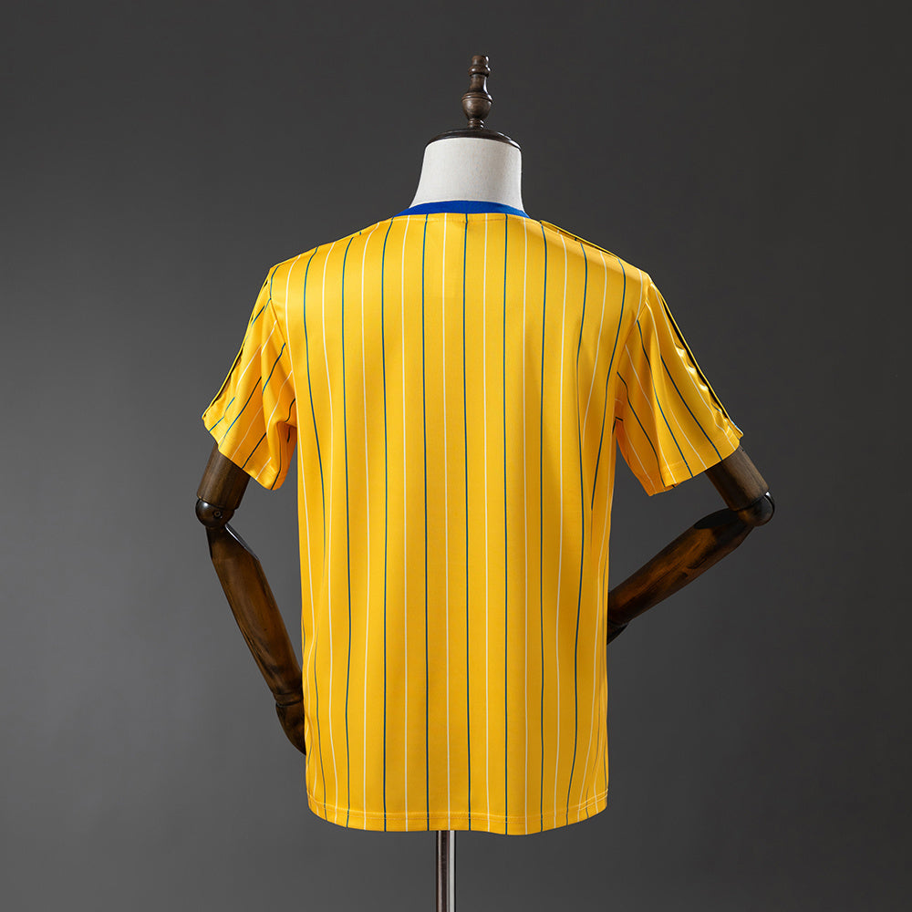 Leeds United 25-26 Retro Special Edition