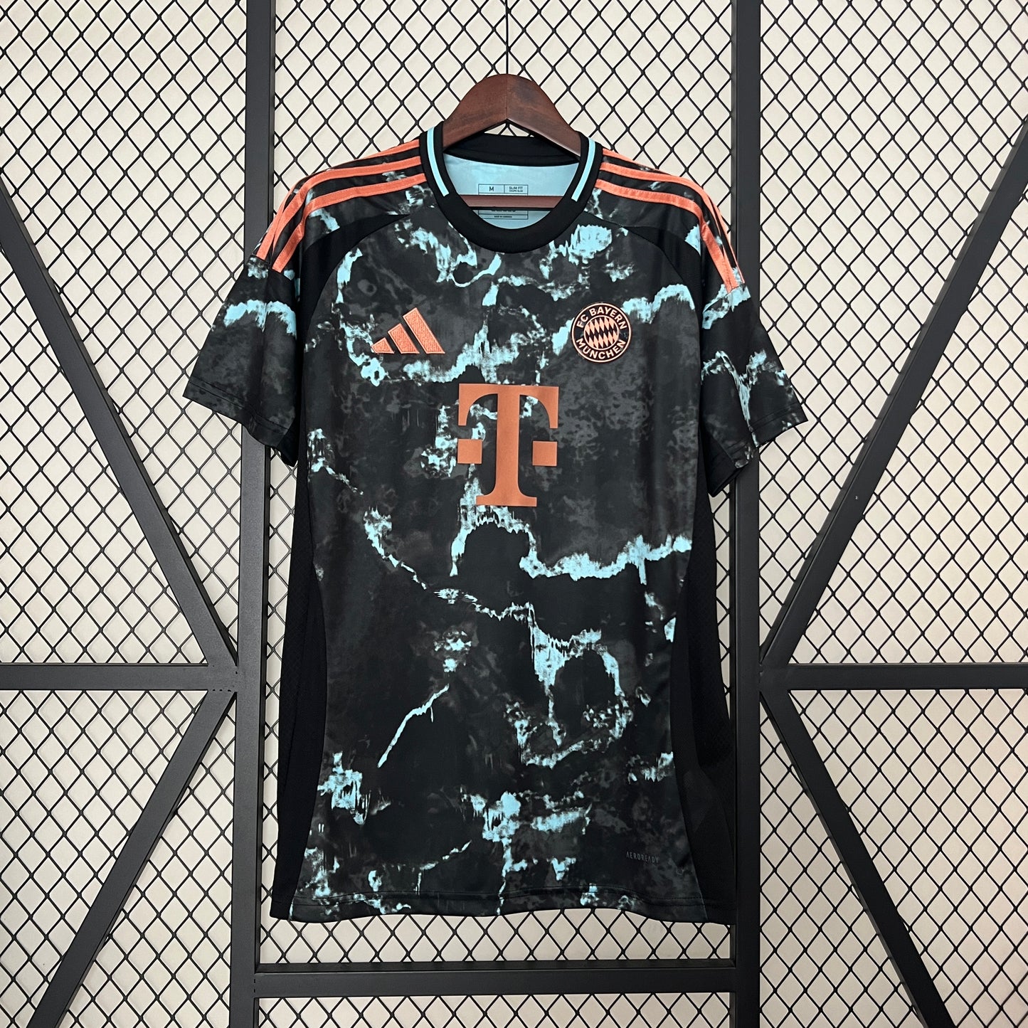 24-25 Bayern Munich Away detail