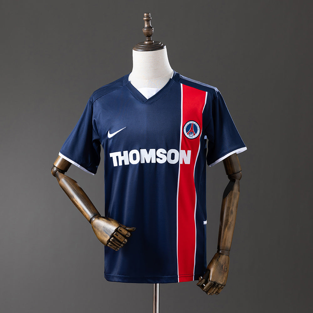 Retro PSG 02-03 home detail