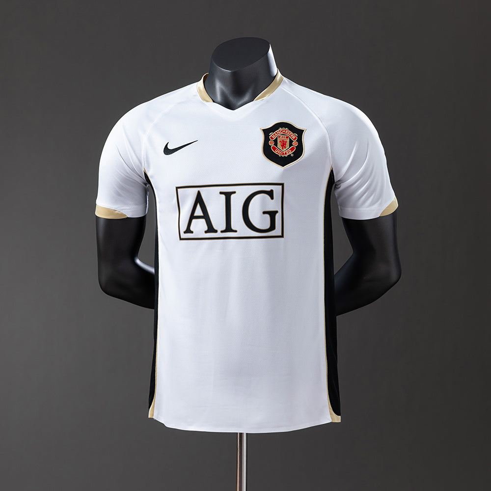 M-U 06-07 Away Player Version Retro Jersey detail