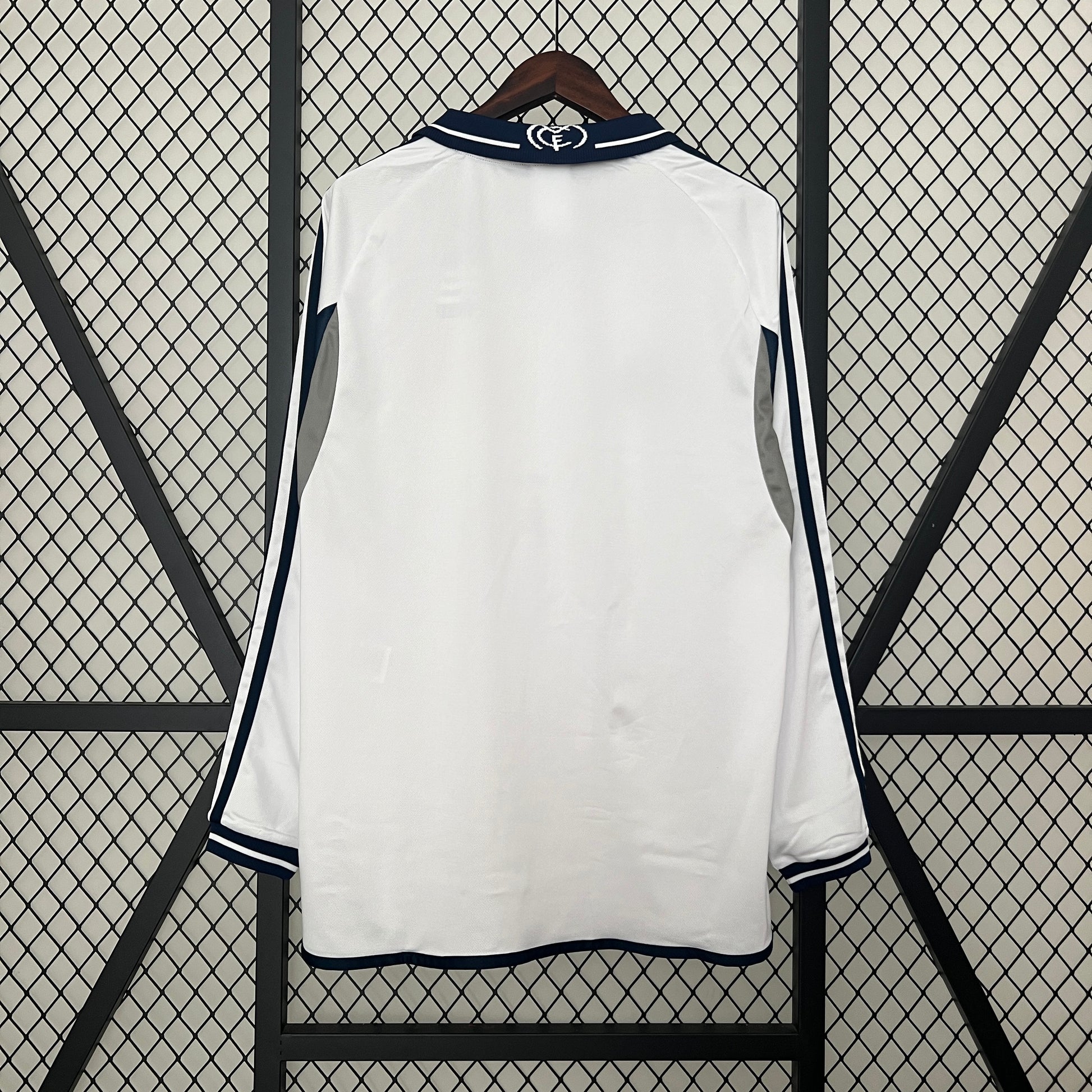 Retro long sleeve Real Madrid 00-01 Home