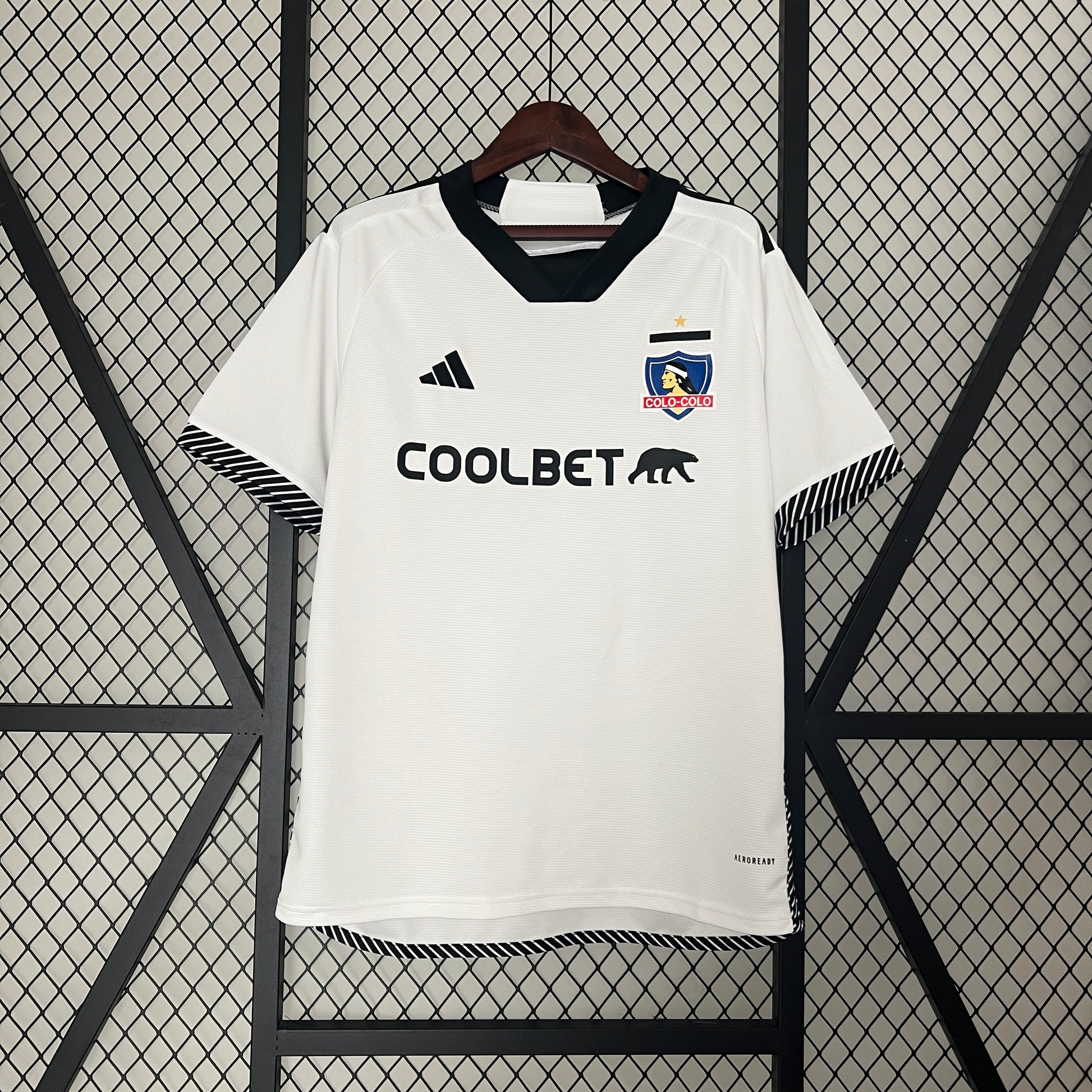 24-25 Colo Colo Home detail