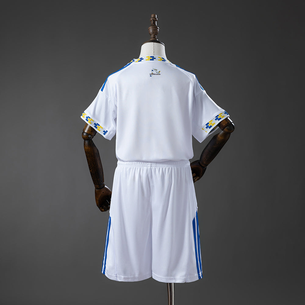Leeds United 25-26 Home Kids Kit Jersey detail