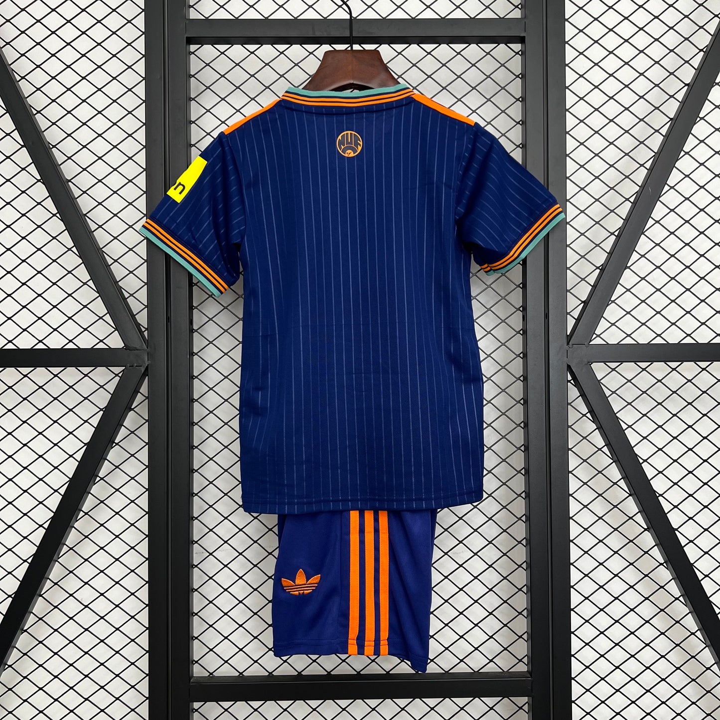 25-26 Kids Newcastle United third away detail