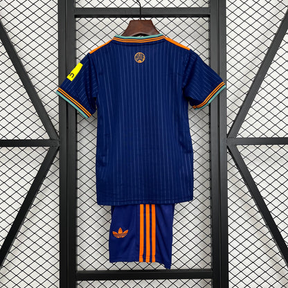 25-26 Kids Newcastle United third away detail