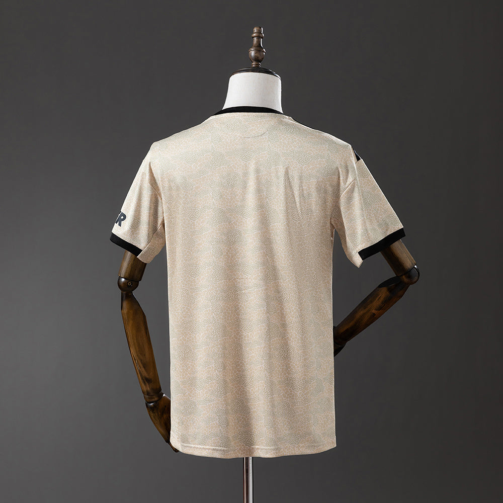 Retro M-U 19-20 Away