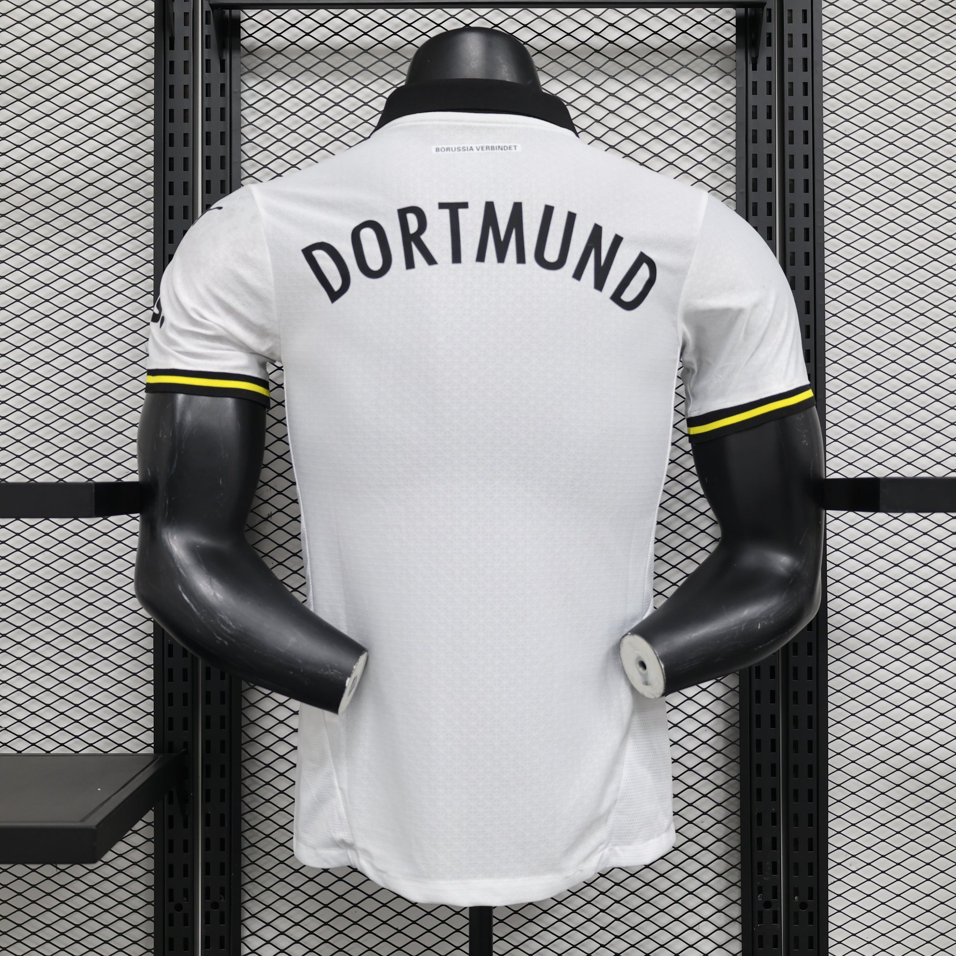 24-25 Player Dortmund White detail