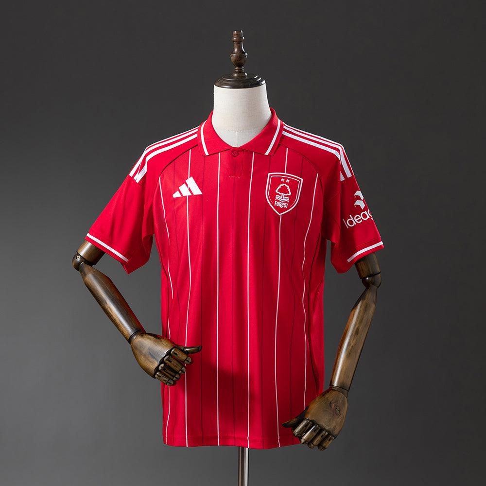 Nottingham Forest 25-26 POLO detail