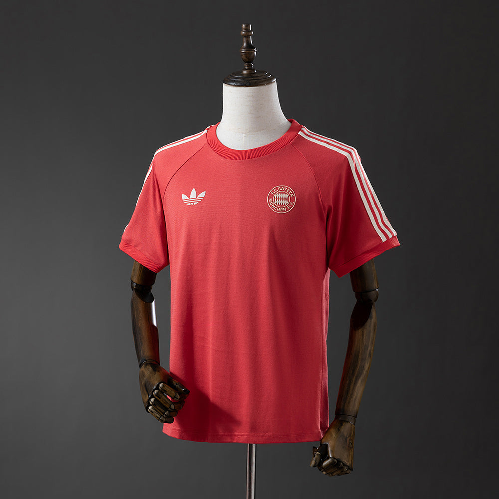 Bayern Munich Adicolor Classics 3-Stripes Red T-Shirt detail