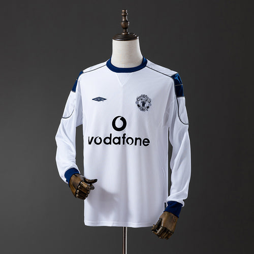 M-U 00-01 Away Long Sleeve Retro Jersey detail
