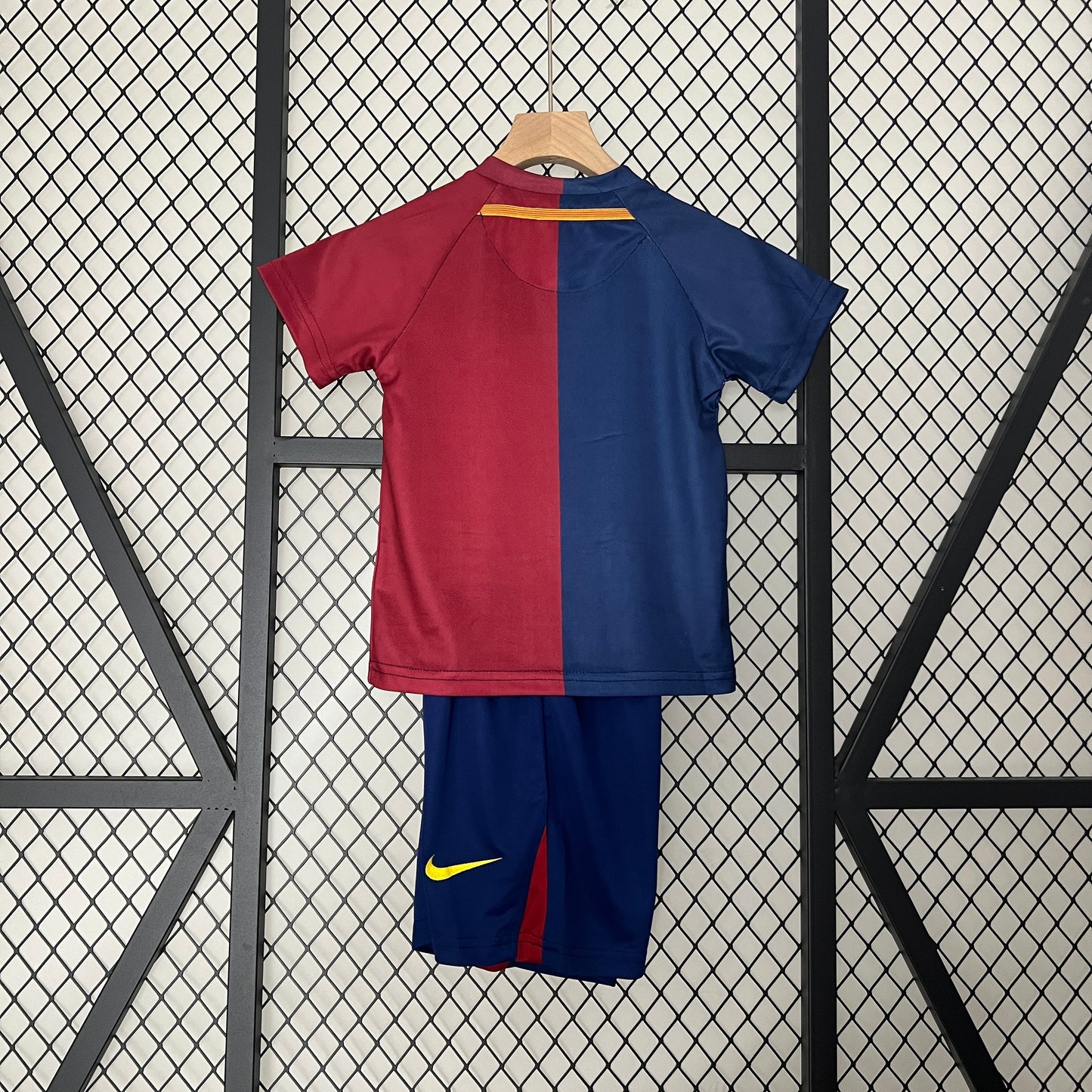 kids Barcelona 08-09 home detail