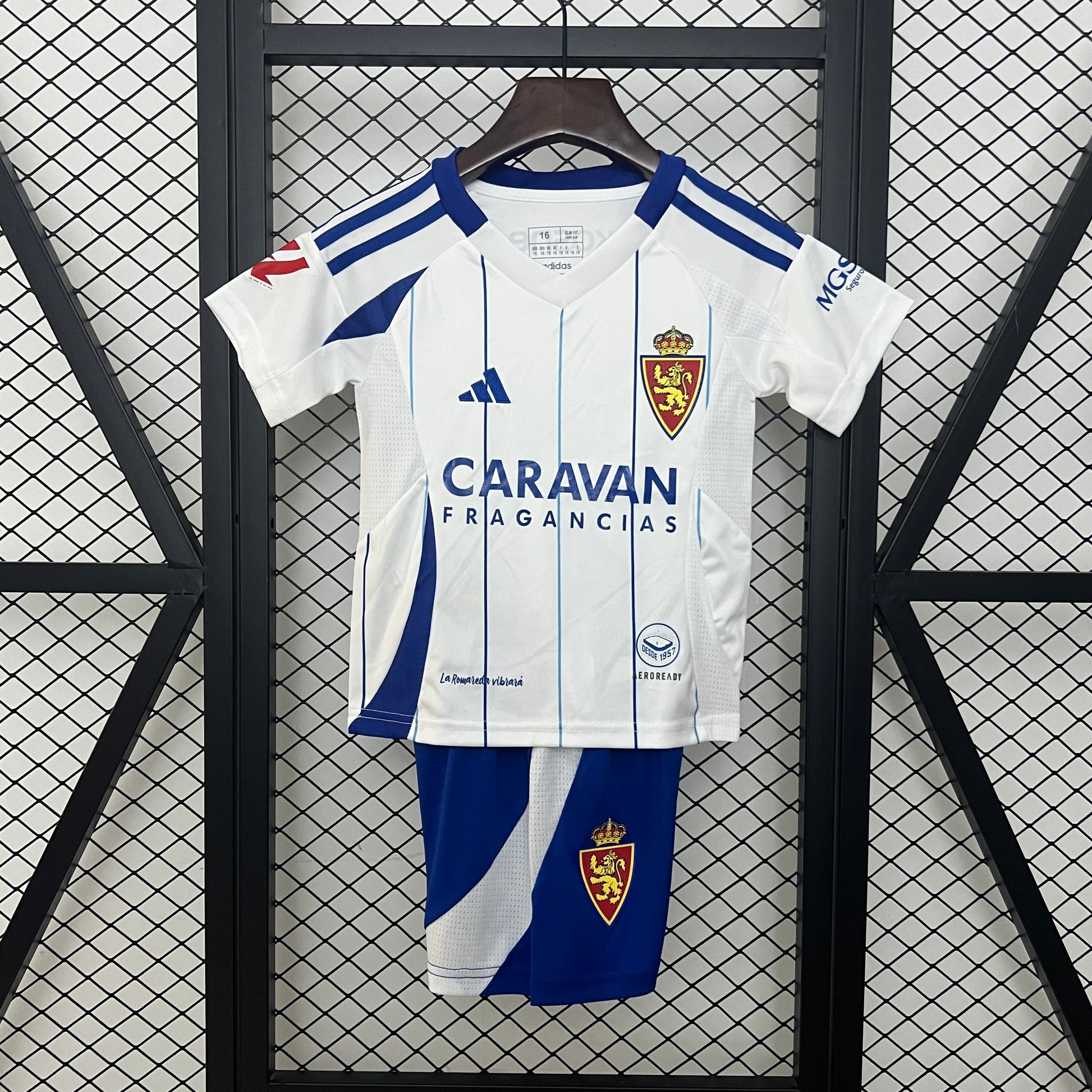 24-25 kids Zaragoza home