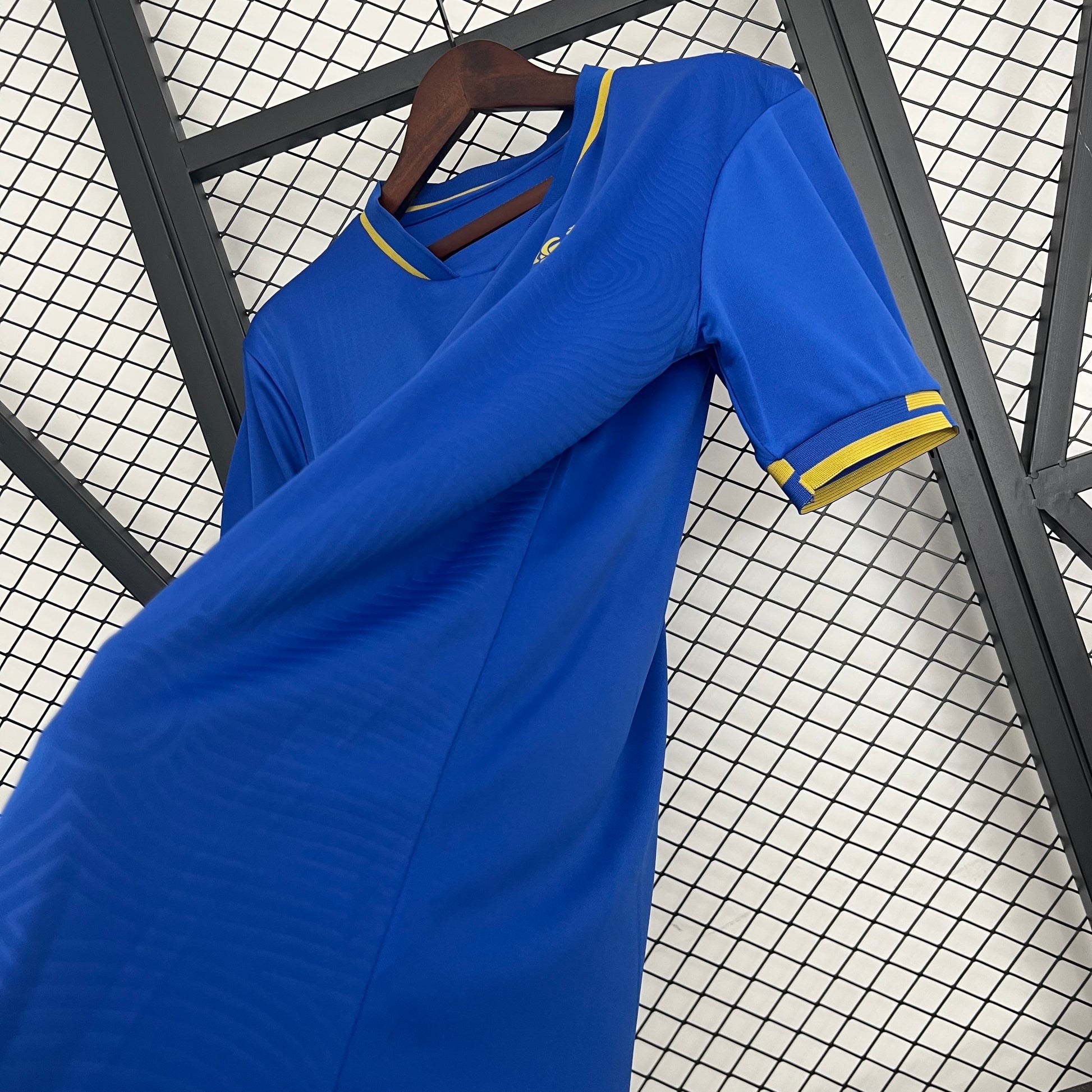 25-26 Monaco away detail
