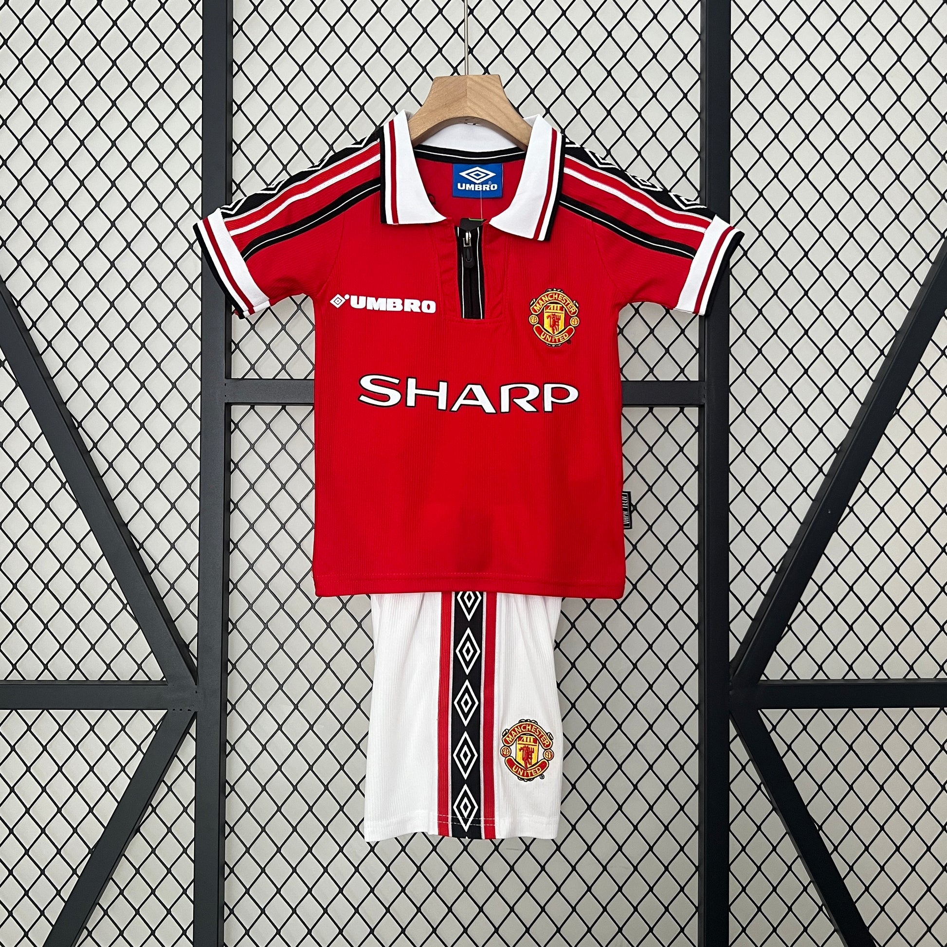 kids M-U 98-99 home