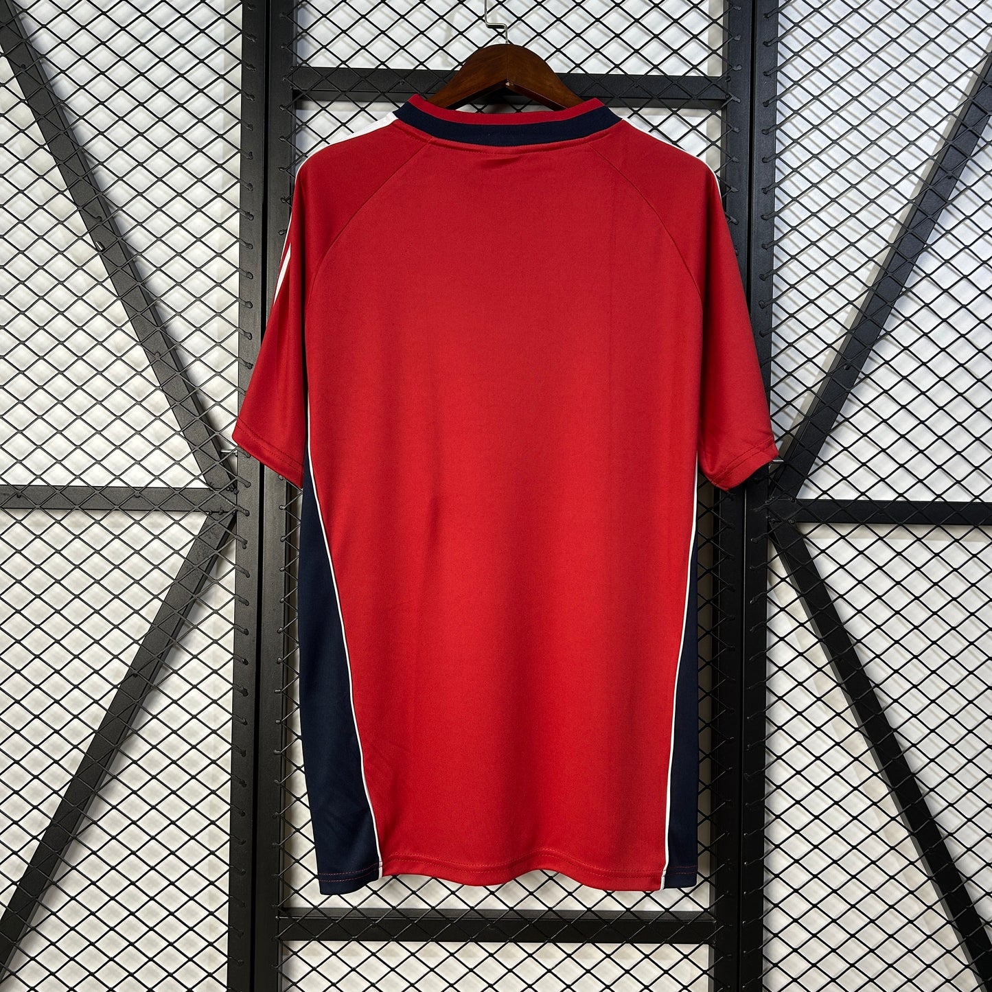 Retro 99-00 Benfica home detail