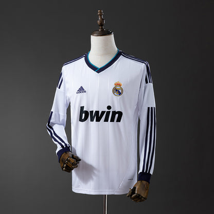 Retro Real Madrid 12-13 Long Sleeve Home detail