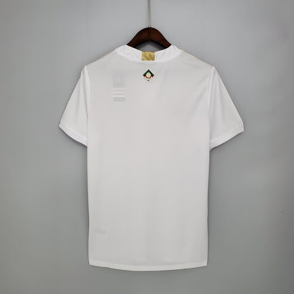 21-22 Cruzeiro away white detail