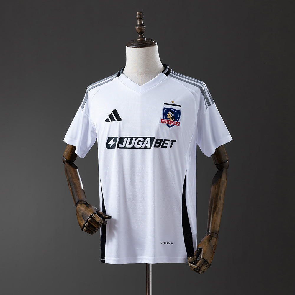 Colo Colo 25-26 Home Jersey detail