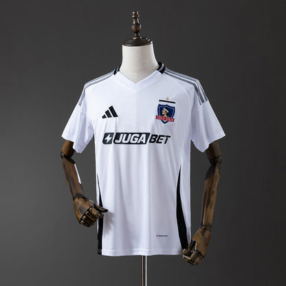 Colo Colo 25-26 Home Jersey detail