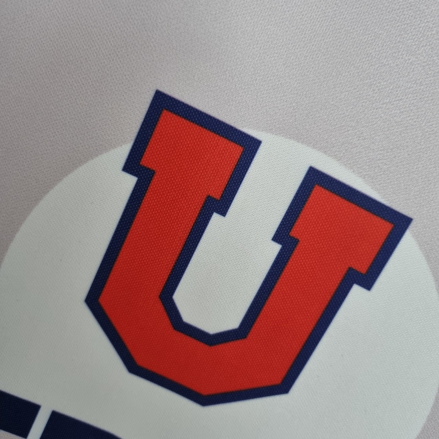 Retro Universidad de Chile1996 away detail