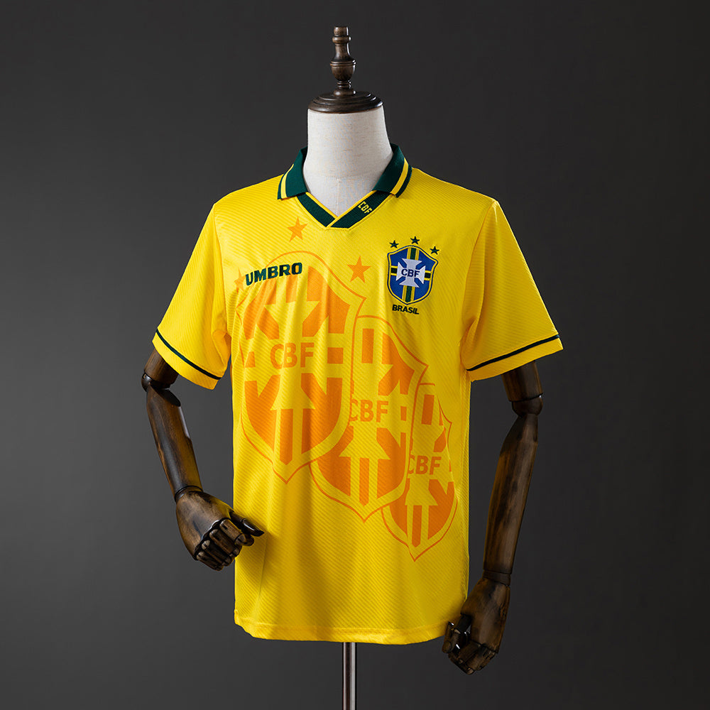 Retro 93-94 Brazil home detail