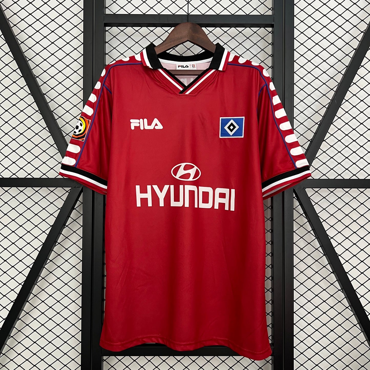 Retro Hamburg 2000 Red