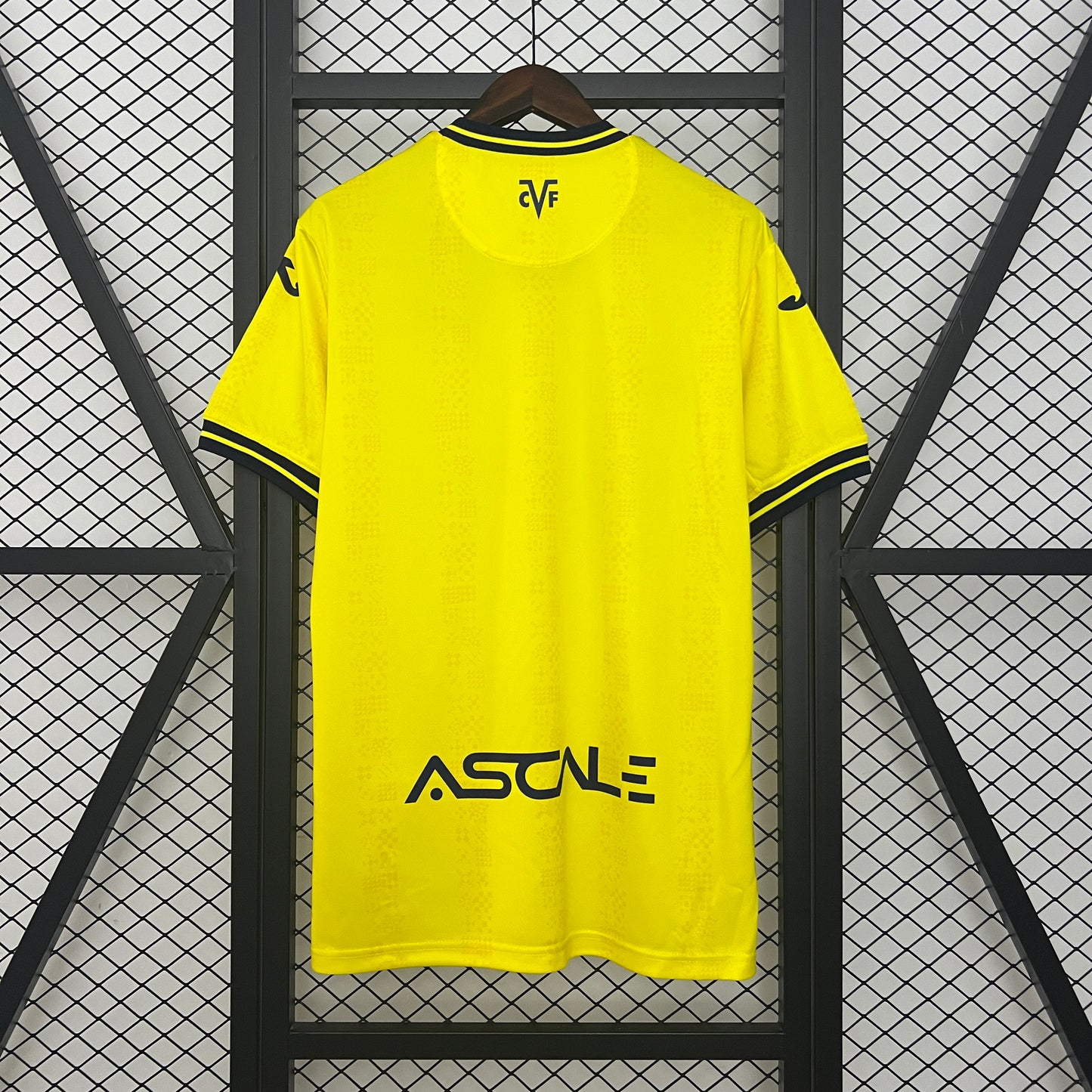 24-25 Villarreal Home detail