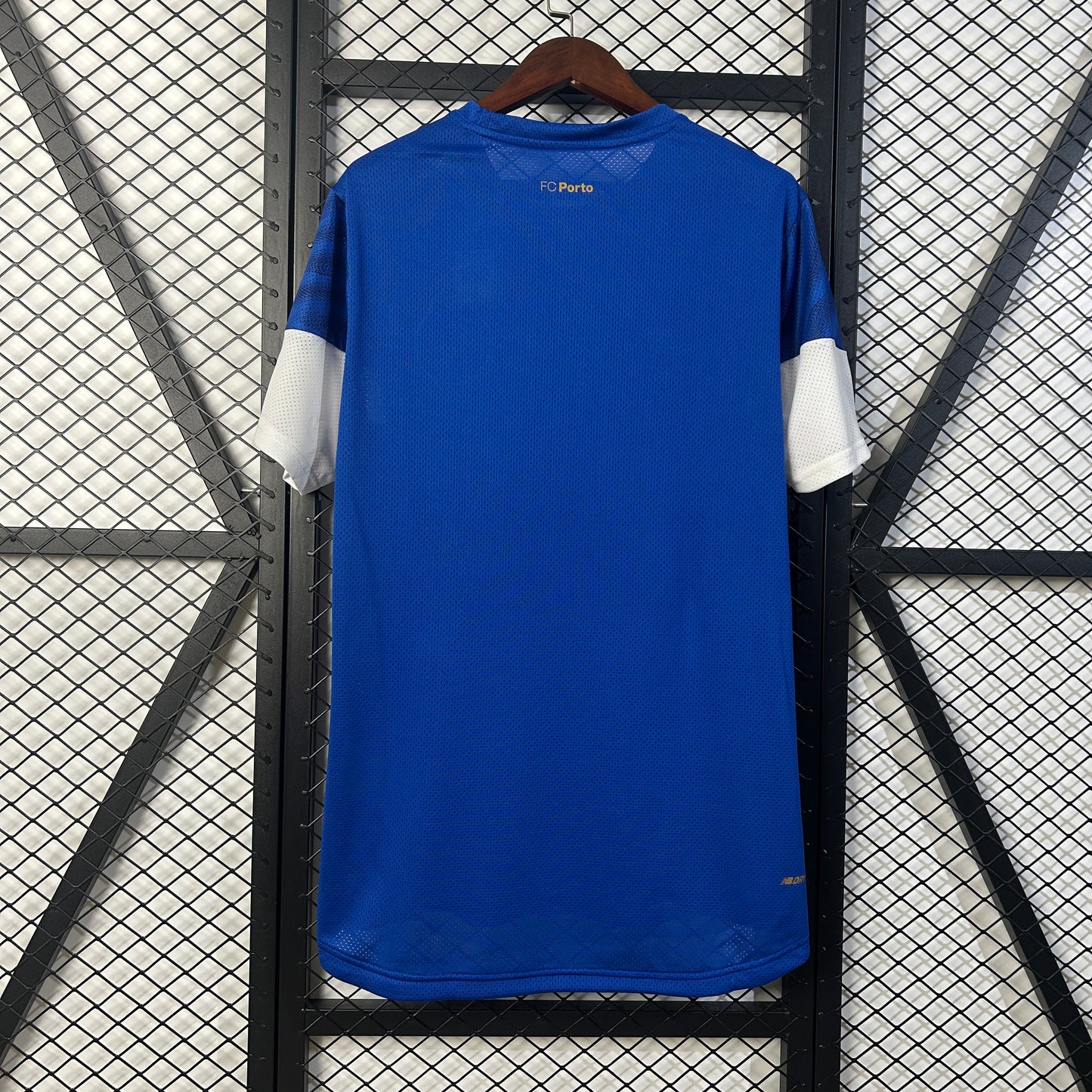 25-26 Porto Special Edition detail