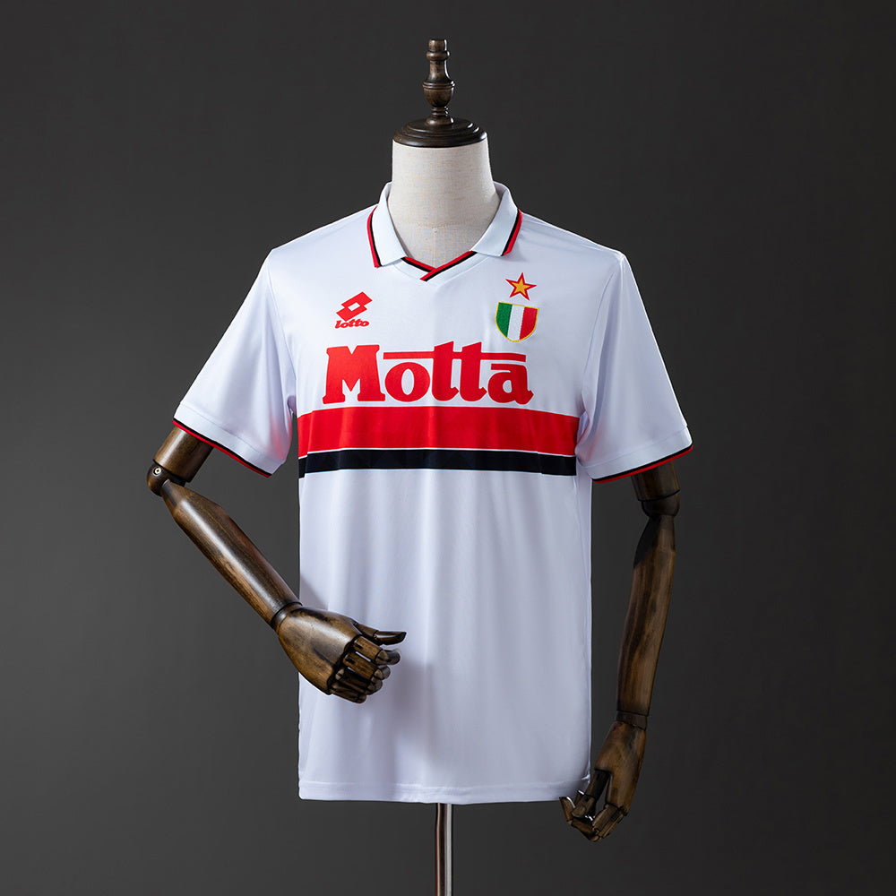 Retro 93-94 AC Milan away detail