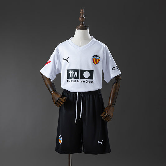 Valencia 25-26 Home Kids detail