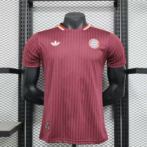 25-26 Players Bayern Munich 125th Anniversary detail