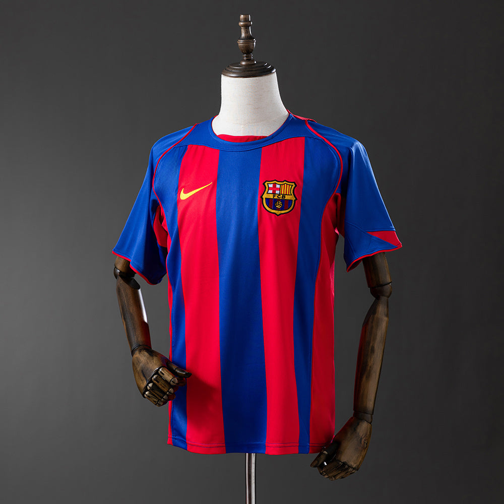 Retro Barcelona 04-05 Home detail