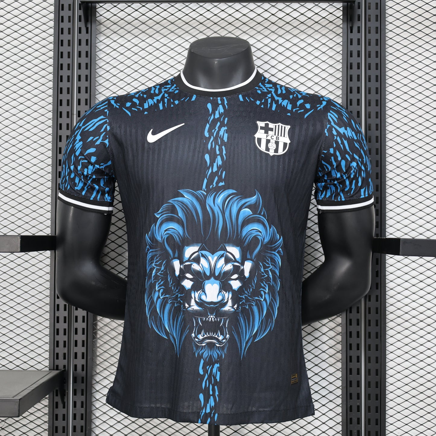 24-25 Player Barcelona Special Edition7 detail
