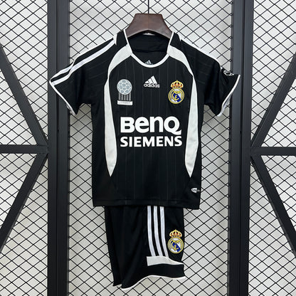 kids Real Madrid 06-07 away