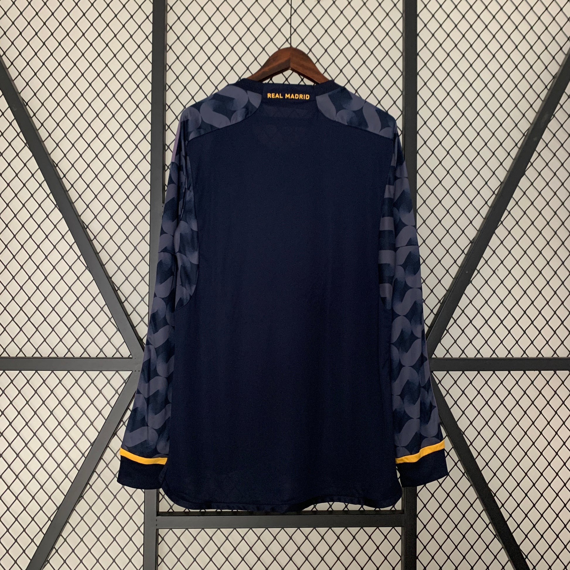 23-24 Long sleeve Real Madrid away detail