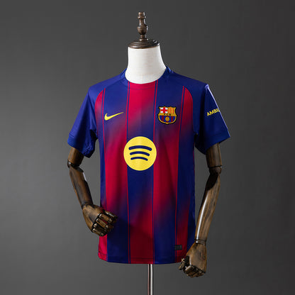 25-26 Barcelona home detail