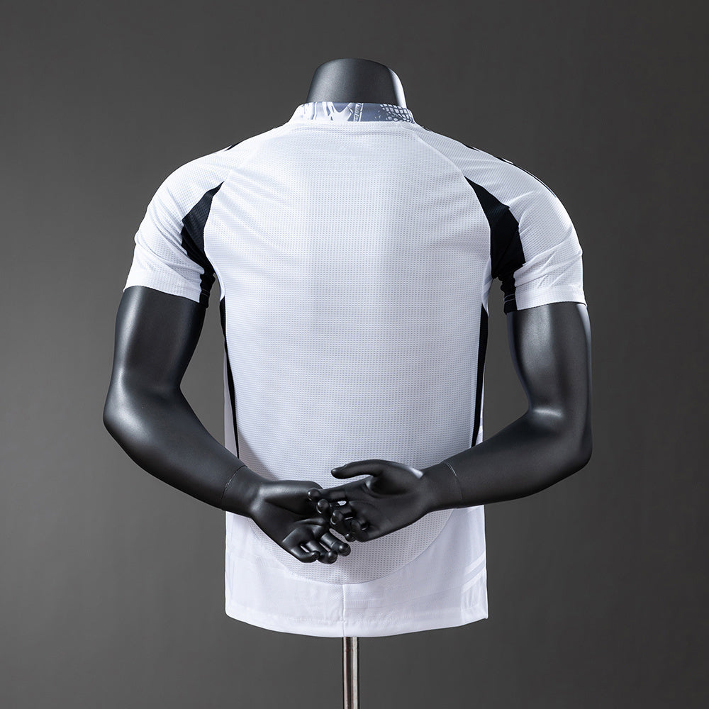Real Madrid 25-26 Player Version Jersey
